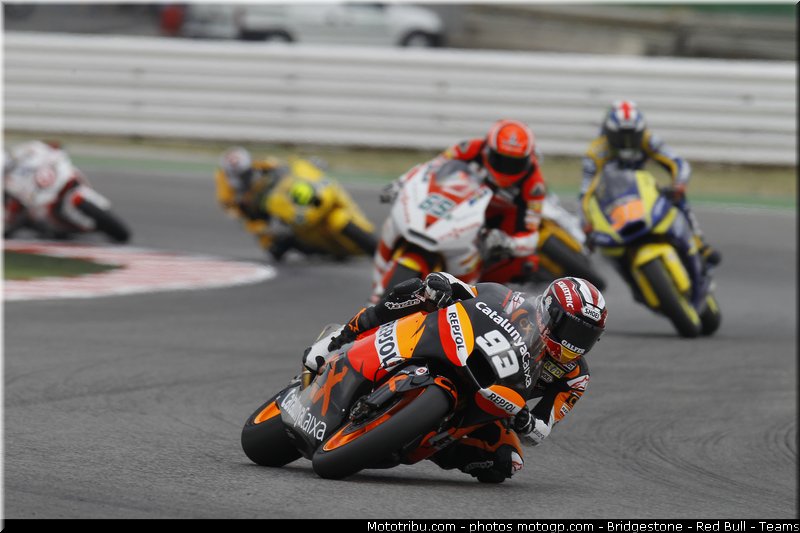 moto2_005_san_marin_misano_2011
