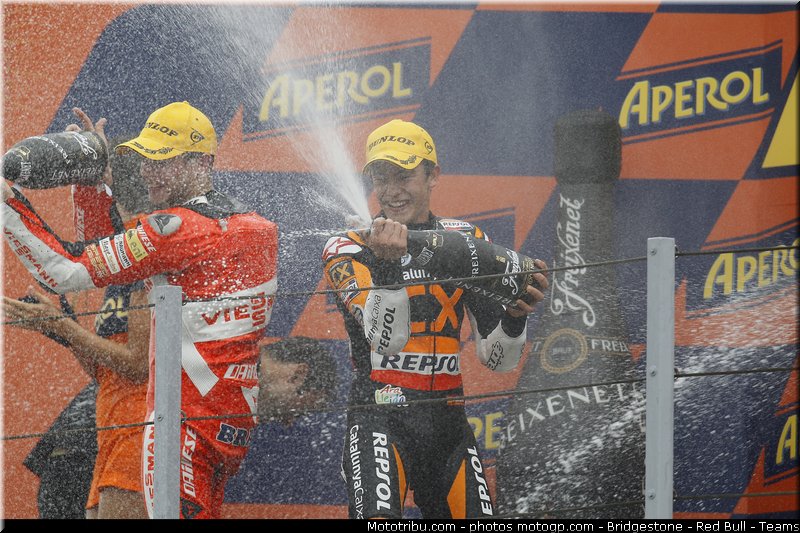 moto2_011_san_marin_misano_2011
