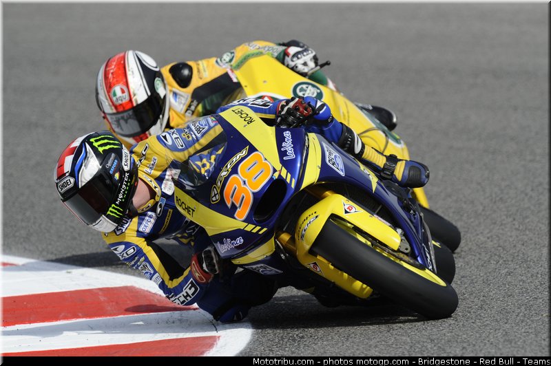 moto2_015_san_marin_misano_2011