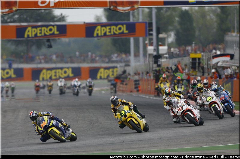 moto2_019_san_marin_misano_2011