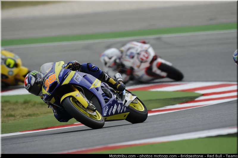 moto2_035_san_marin_misano_2011