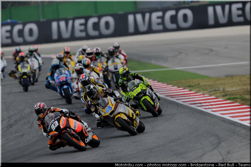 moto2_037_san_marin_misano_2011