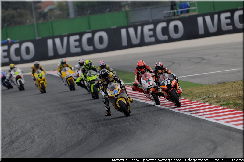 moto2_038_san_marin_misano_2011