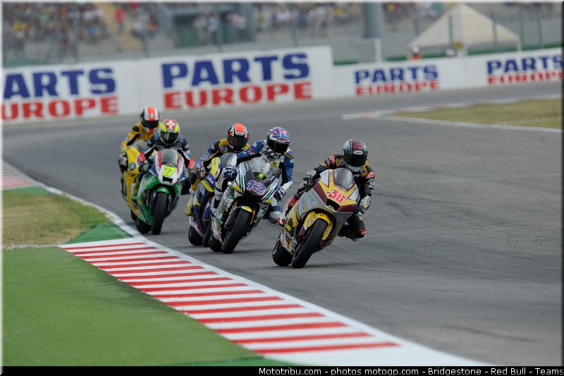 moto2_048_san_marin_misano_2011