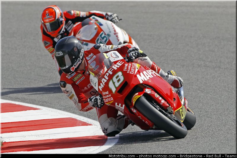 moto2_051_san_marin_misano_2011