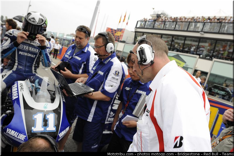 motogp_bridgestone_003_san_marin_misano_2011