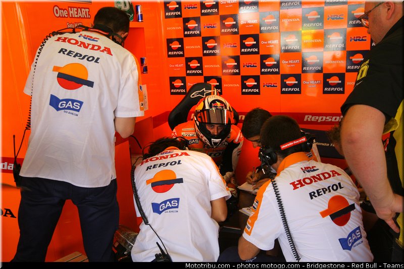 motogp_dovizioso_032_san_marin_misano_2011