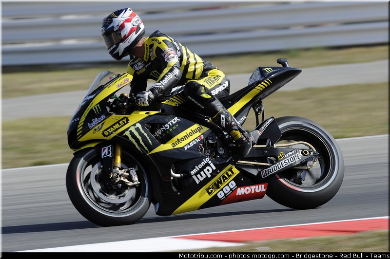 motogp_edwards_002_san_marin_misano_2011