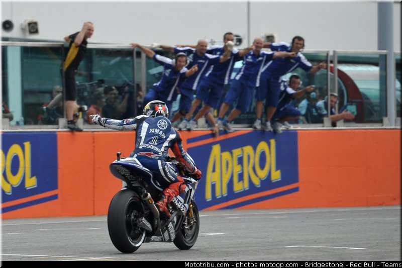 motogp_lorenzo_012_san_marin_misano_2011