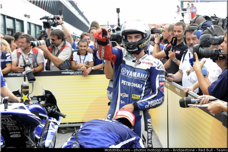 motogp_lorenzo_015_san_marin_misano_2011