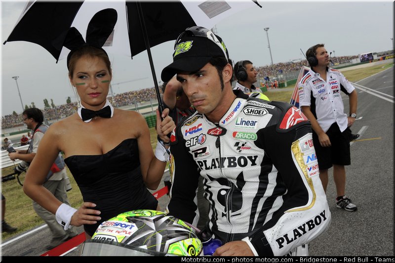 motogp_pitbabe_012_san_marin_misano_2011