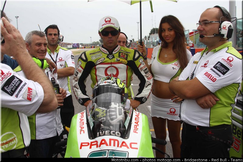 motogp_pitbabe_037_san_marin_misano_2011
