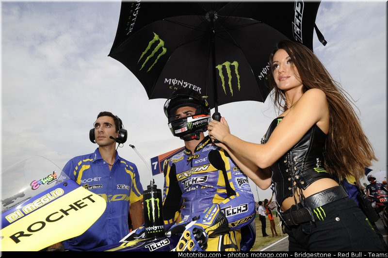 motogp_pitbabe_042_san_marin_misano_2011