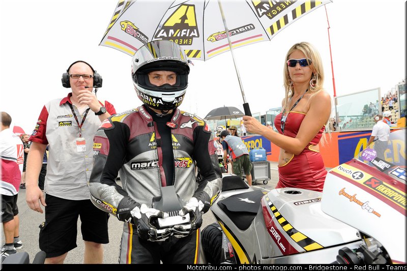 motogp_pitbabe_046_san_marin_misano_2011