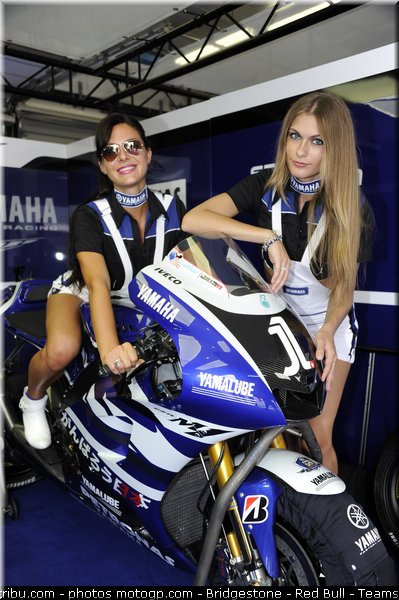 motogp_pitbabe_052_san_marin_misano_2011