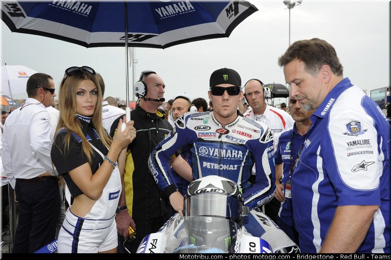 motogp_pitbabe_053_san_marin_misano_2011