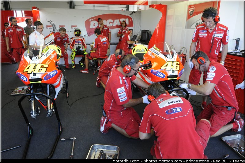 motogp_rossi_009_san_marin_misano_2011