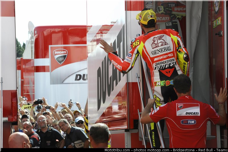 motogp_rossi_012_san_marin_misano_2011