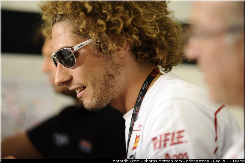 motogp_simoncelli_006_san_marin_misano_2011