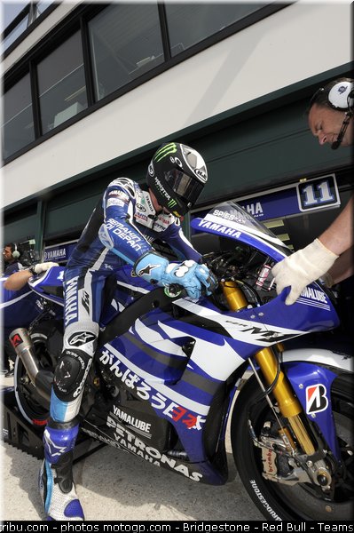 motogp_spies_004_san_marin_misano_2011