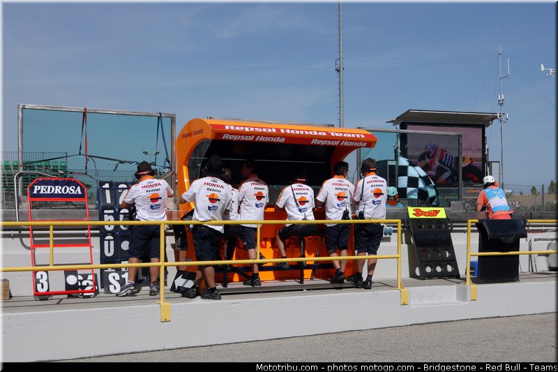 motogp_stoner_004_san_marin_misano_2011