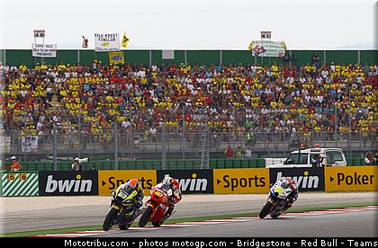moto2_028_san_marin_misano_2011.jpg
