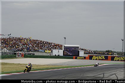 moto2_036_san_marin_misano_2011.jpg