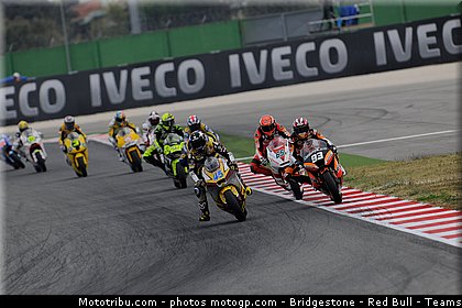 moto2_038_san_marin_misano_2011.jpg