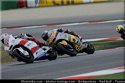 moto2_040_san_marin_misano_2011.jpg