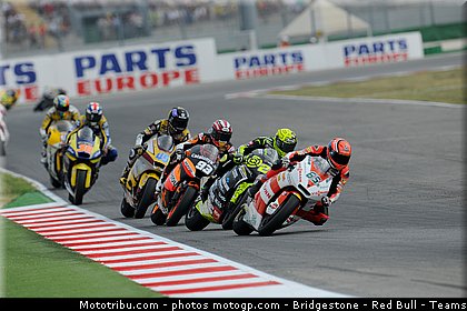 moto2_047_san_marin_misano_2011.jpg