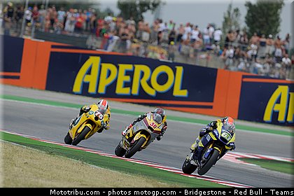 moto2_050_san_marin_misano_2011.jpg