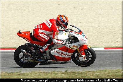 moto2_bradl_011_san_marin_misano_2011.jpg