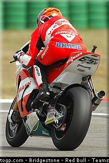 moto2_bradl_016_san_marin_misano_2011.jpg