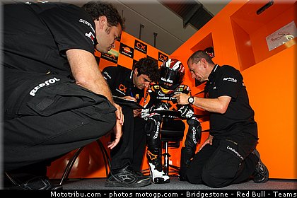moto2_marquez_001_san_marin_misano_2011.jpg