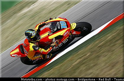 moto2_simeon_004_san_marin_misano_2011.jpg