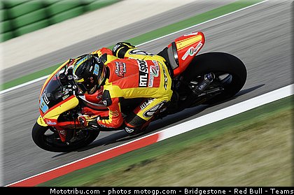 moto2_simeon_006_san_marin_misano_2011.jpg