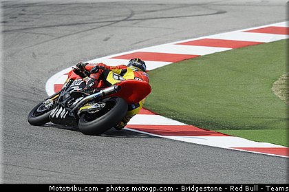 moto2_simeon_010_san_marin_misano_2011.jpg