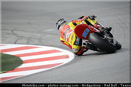 moto2_simeon_012_san_marin_misano_2011.jpg