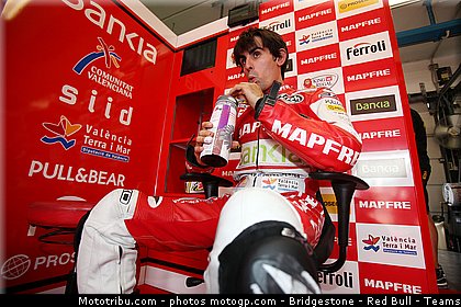 moto2_simon_004_san_marin_misano_2011.jpg