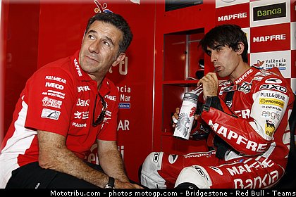 moto2_simon_008_san_marin_misano_2011.jpg