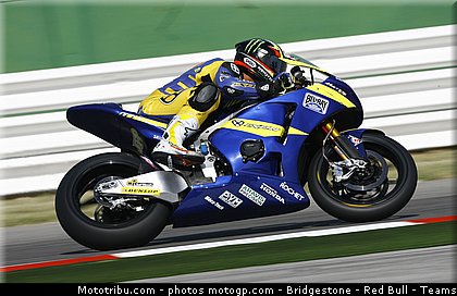 moto2_smith_007_san_marin_misano_2011.jpg