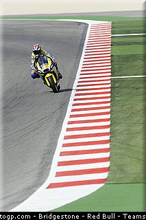 moto2_smith_012_san_marin_misano_2011.jpg