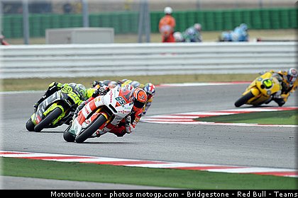 moto2_tech3_003_san_marin_misano_2011.jpg