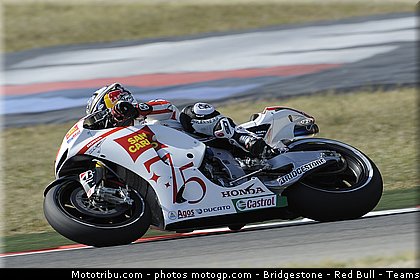 motogp_aoyama_005_san_marin_misano_2011.jpg