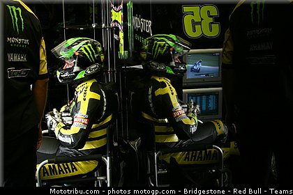motogp_crutchlow_001_san_marin_misano_2011.jpg