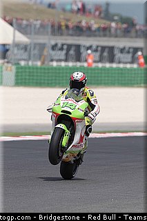 motogp_de_puniet_002_san_marin_misano_2011.jpg