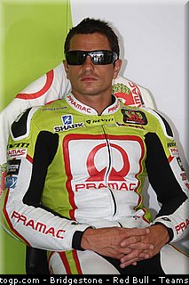 motogp_de_puniet_004_san_marin_misano_2011.jpg