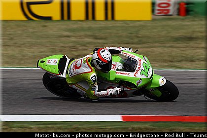motogp_de_puniet_006_san_marin_misano_2011.jpg