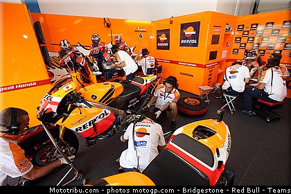 motogp_dovizioso_007_san_marin_misano_2011.jpg