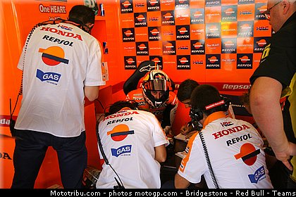 motogp_dovizioso_032_san_marin_misano_2011.jpg